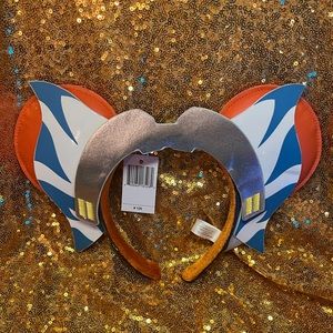 NWT Ahsoka Tano Mickey/Minnie Ears